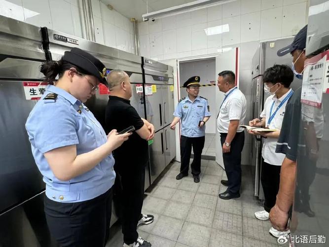后勤服务集团特邀学院路市场监督管理所检查指导我校食品安全工作